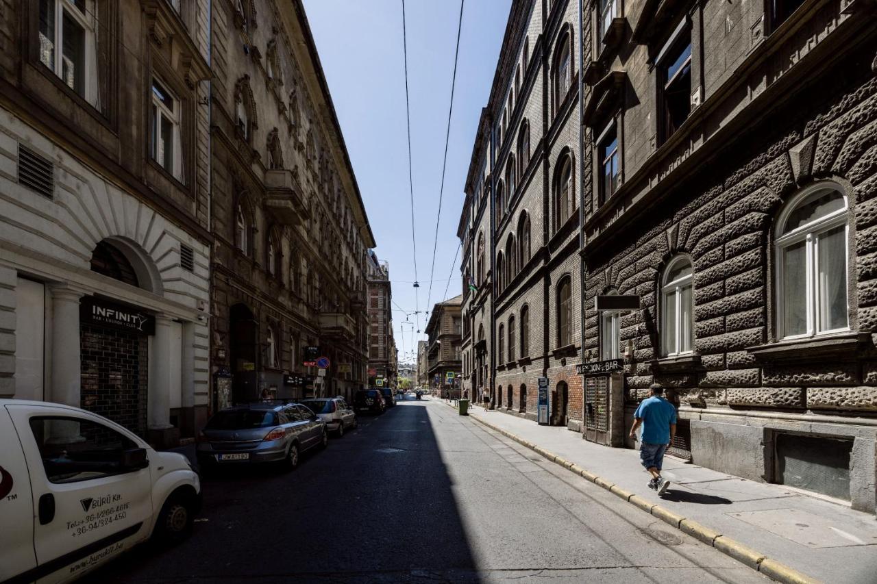 Downtown Circus Apartment Budapeste Exterior foto