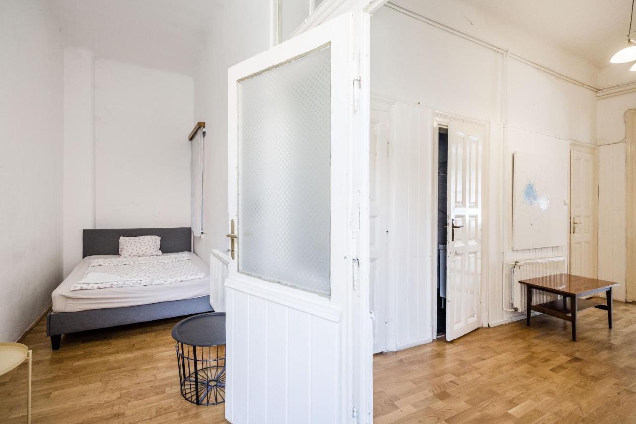 Downtown Circus Apartment Budapeste Exterior foto